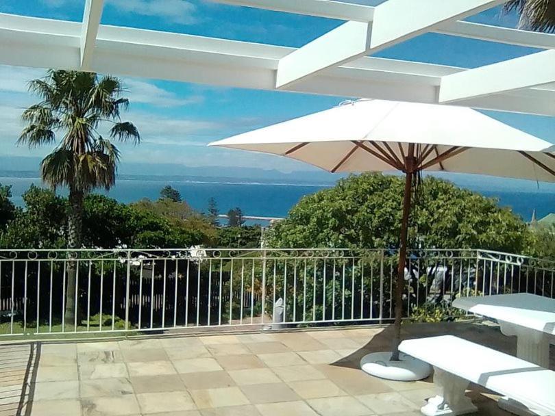Appartement 4 Duke Street Flat#3 à Mossel Bay Extérieur photo